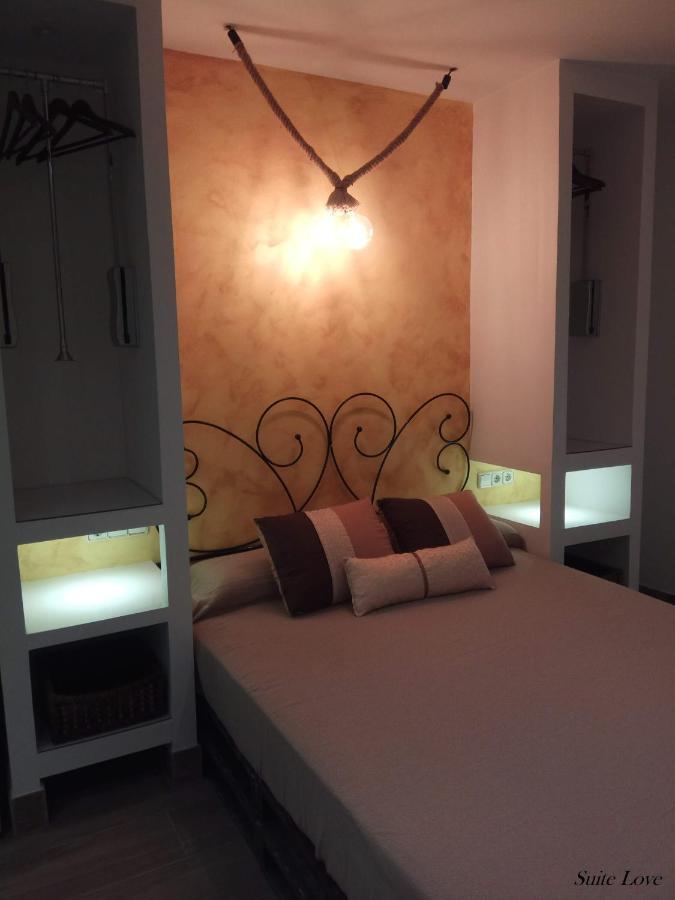 Suite Love Jacuzzi Uceda Eksteriør billede