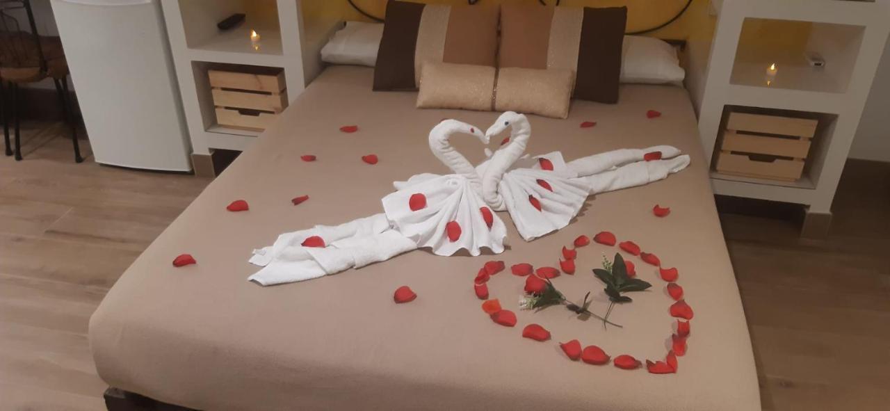 Suite Love Jacuzzi Uceda Eksteriør billede